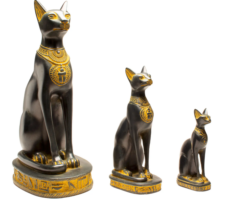 Bastet kissapatsas eri kokoja S-XL